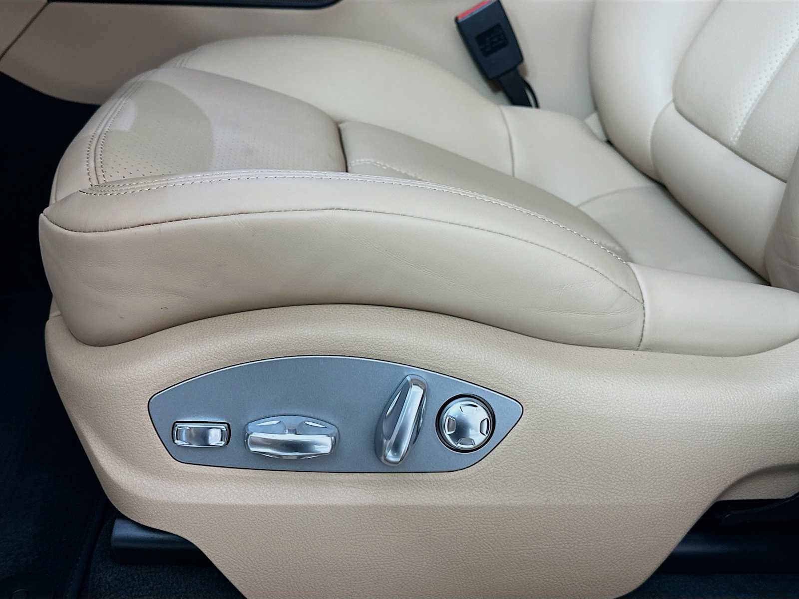 New 2026 Porsche Macan S AWD/4WD image 12