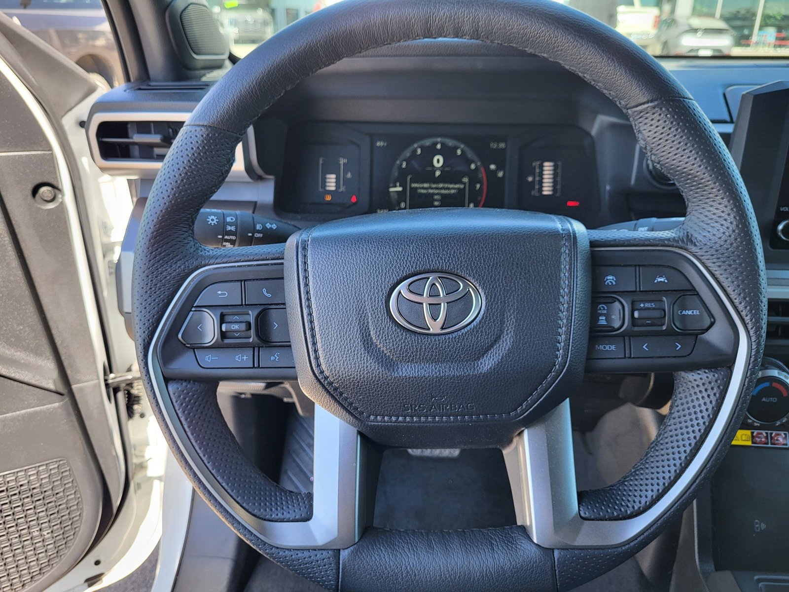 Certified 2025 Toyota Tacoma SR5 image 9