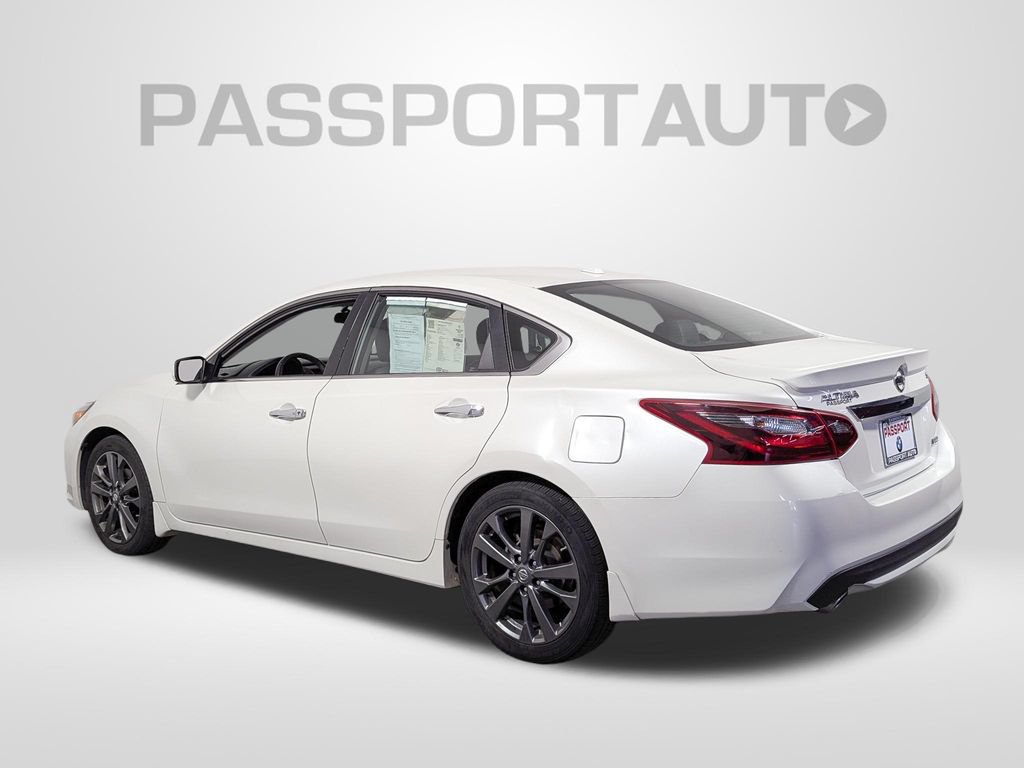 Used 2018 Nissan Altima 2.5 SR w/ SR Special Edition FWD image 3