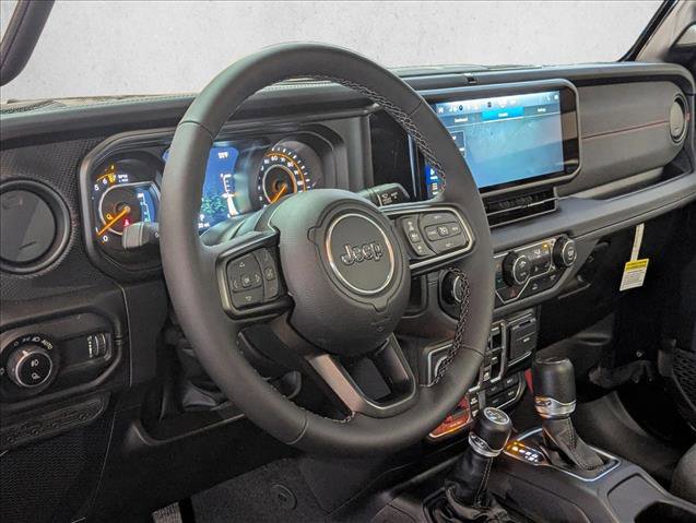 New 2025 Jeep Gladiator Rubicon w/ Convenience Group AWD/4WD image 3