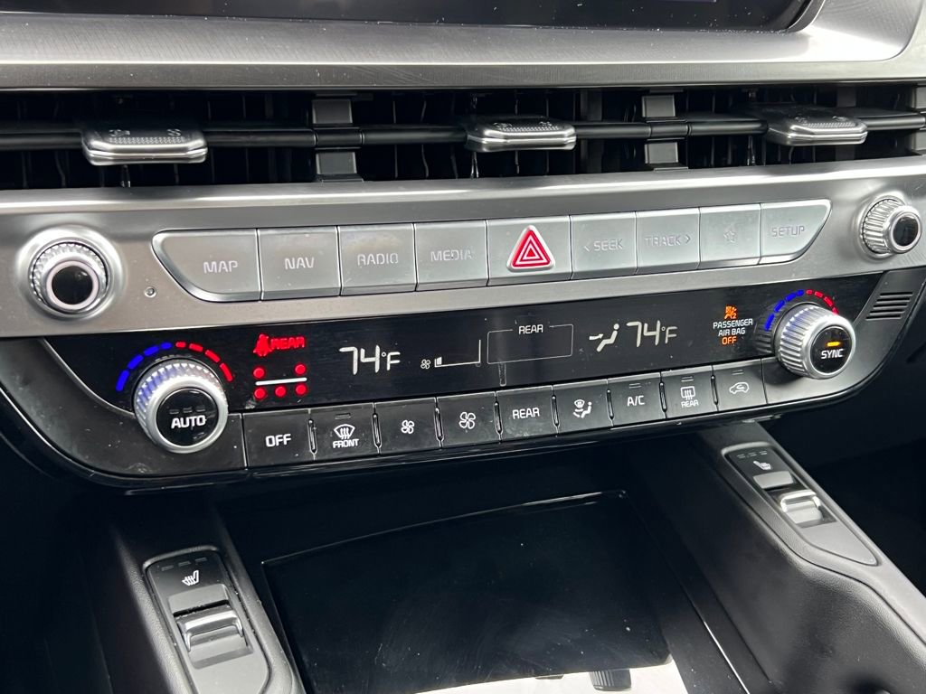 Used 2025 Kia Telluride S image 28