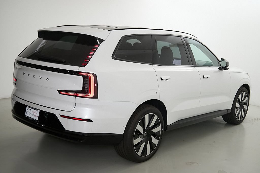 New 2026 Volvo EX90 Ultra AWD/4WD image 8