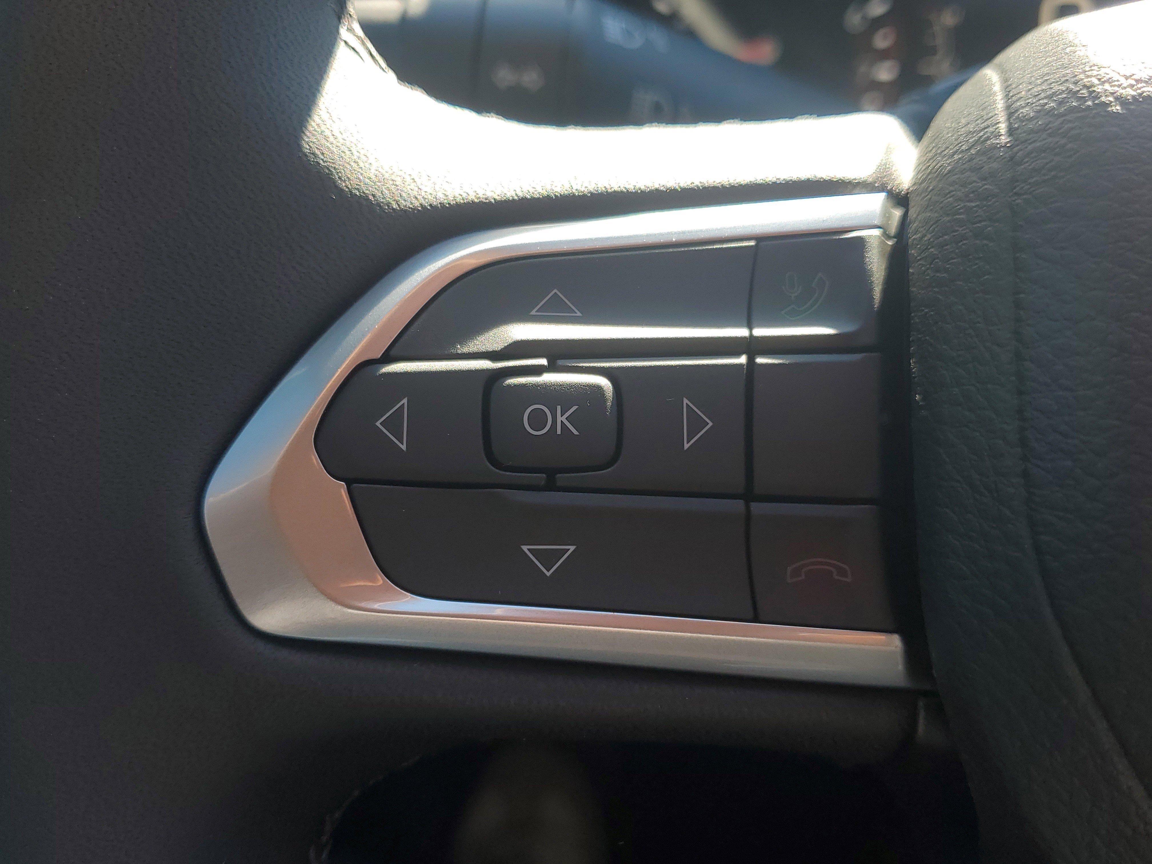 New 2026 Jeep Compass Latitude image 13