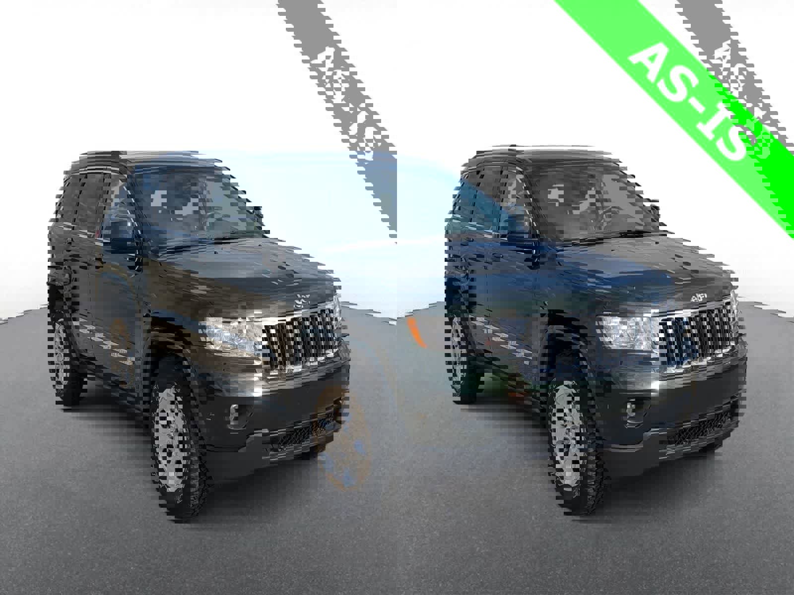 Used 2011 Jeep Grand Cherokee Laredo image 2