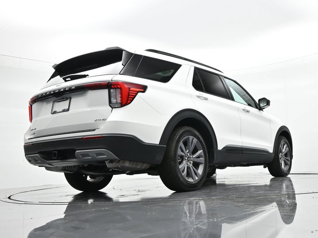 New 2026 Ford Explorer Active w/ Active Comfort Package AWD/4WD image 28