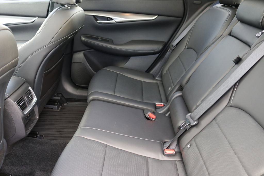 Certified 2025 INFINITI QX50 Luxe image 25