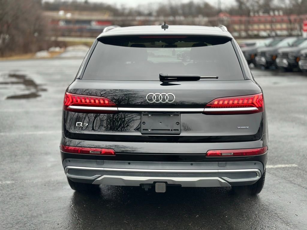 Used 2023 Audi Q7 2.0T Premium Plus w/ Premium Plus Package AWD/4WD image 5