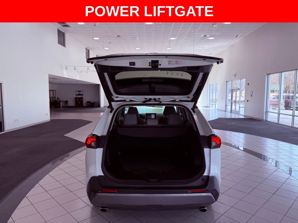 Used 2020 Toyota RAV4 Limited image 7