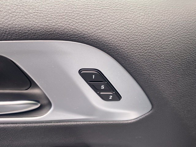 New 2026 Chrysler Pacifica Limited FWD image 14