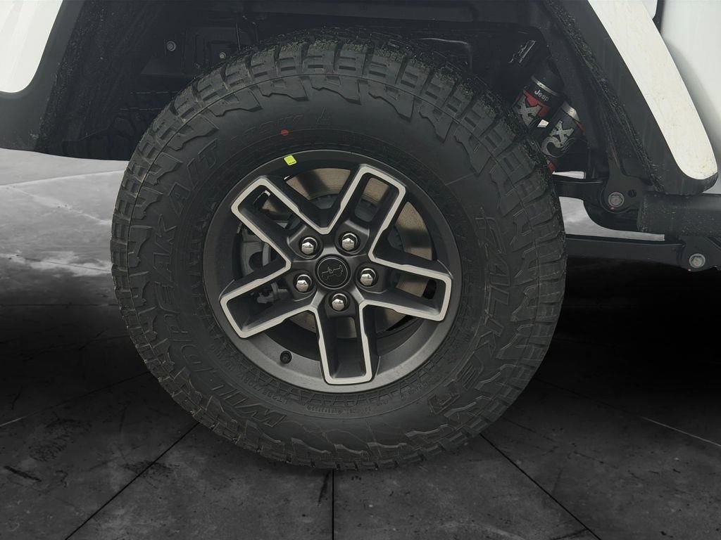 New 2026 Jeep Gladiator Mojave AWD/4WD image 30