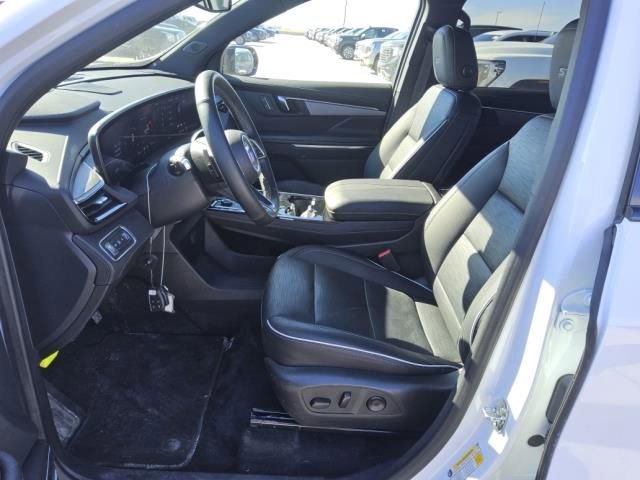 Used 2025 Buick Enclave Sport Touring image 10