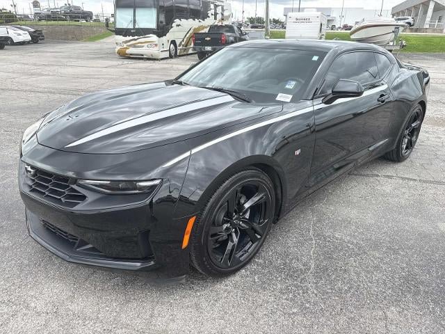 Used 2022 Chevrolet Camaro LT RWD image 3