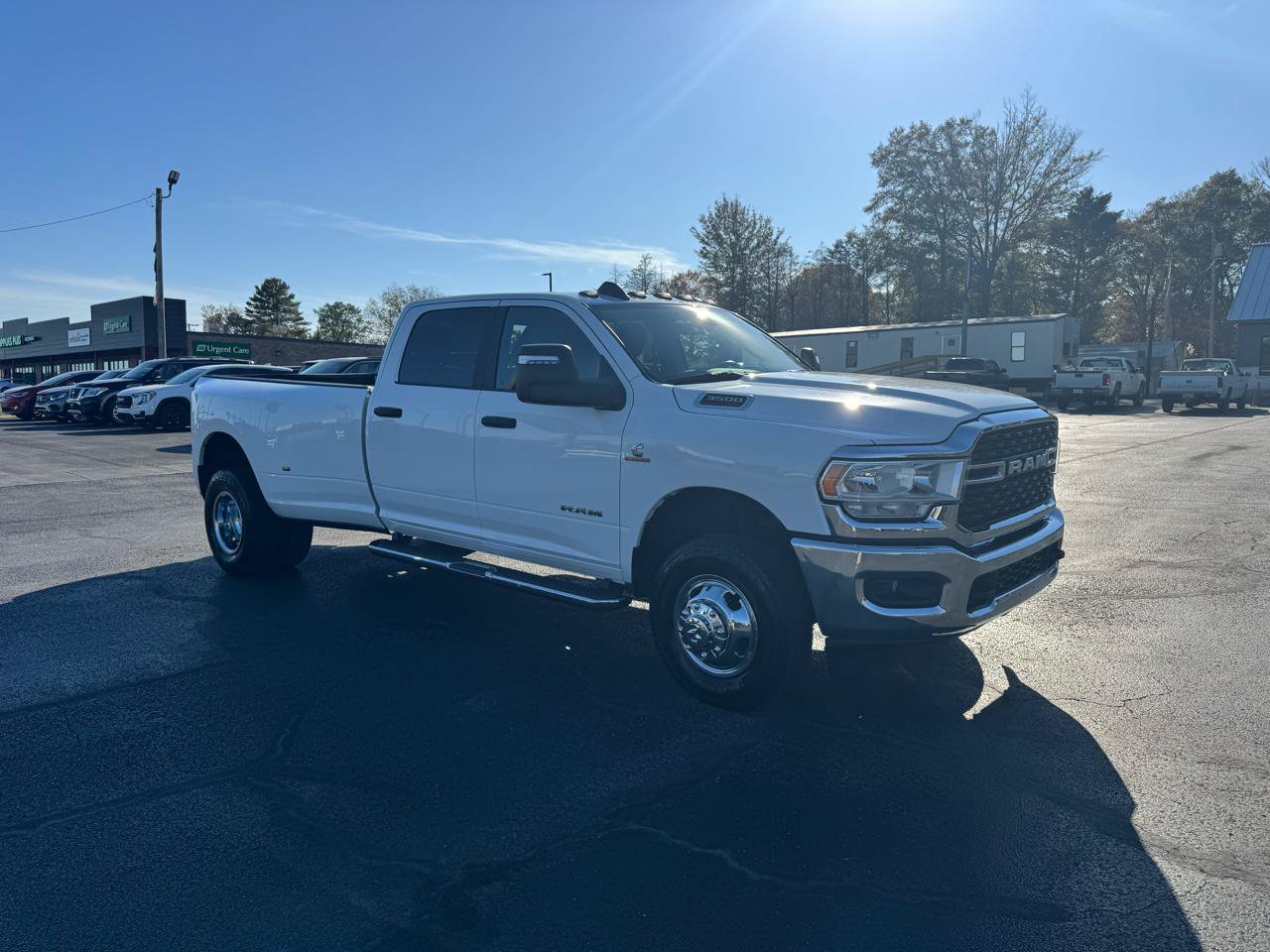 Used 2024 RAM 3500 Big Horn AWD/4WD image 4