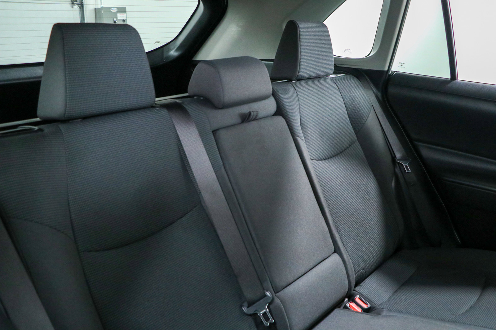 Used 2022 Toyota RAV4 LE FWD image 27