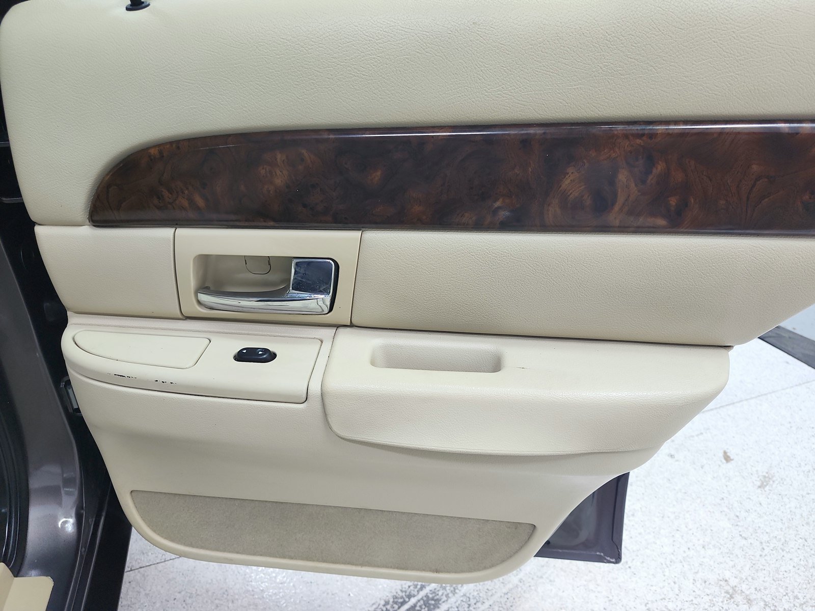 Used 2007 Mercury Grand Marquis GS RWD image 41