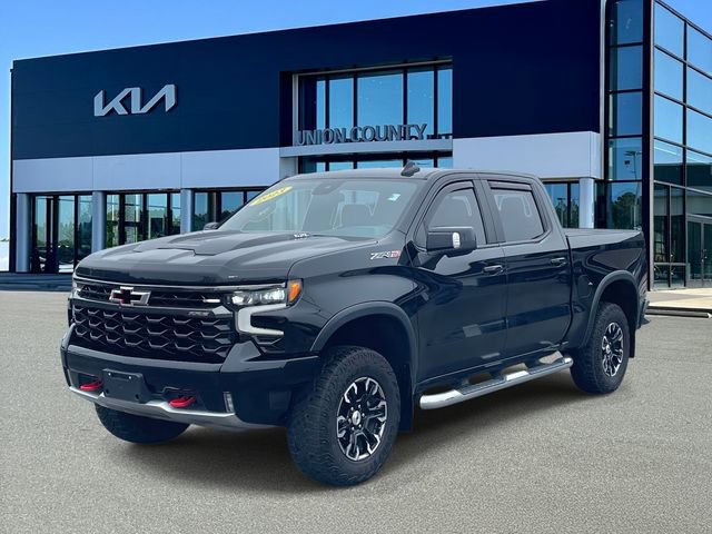 Used 2023 Chevrolet Silverado 1500 ZR2 image 9