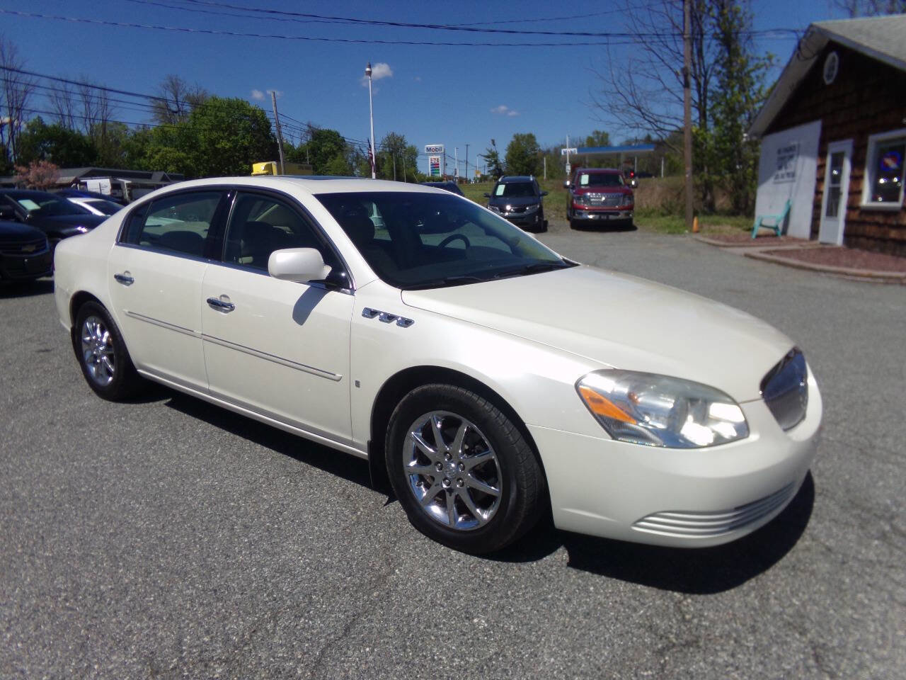 Used 2007 Buick Lucerne CXL FWD image 5