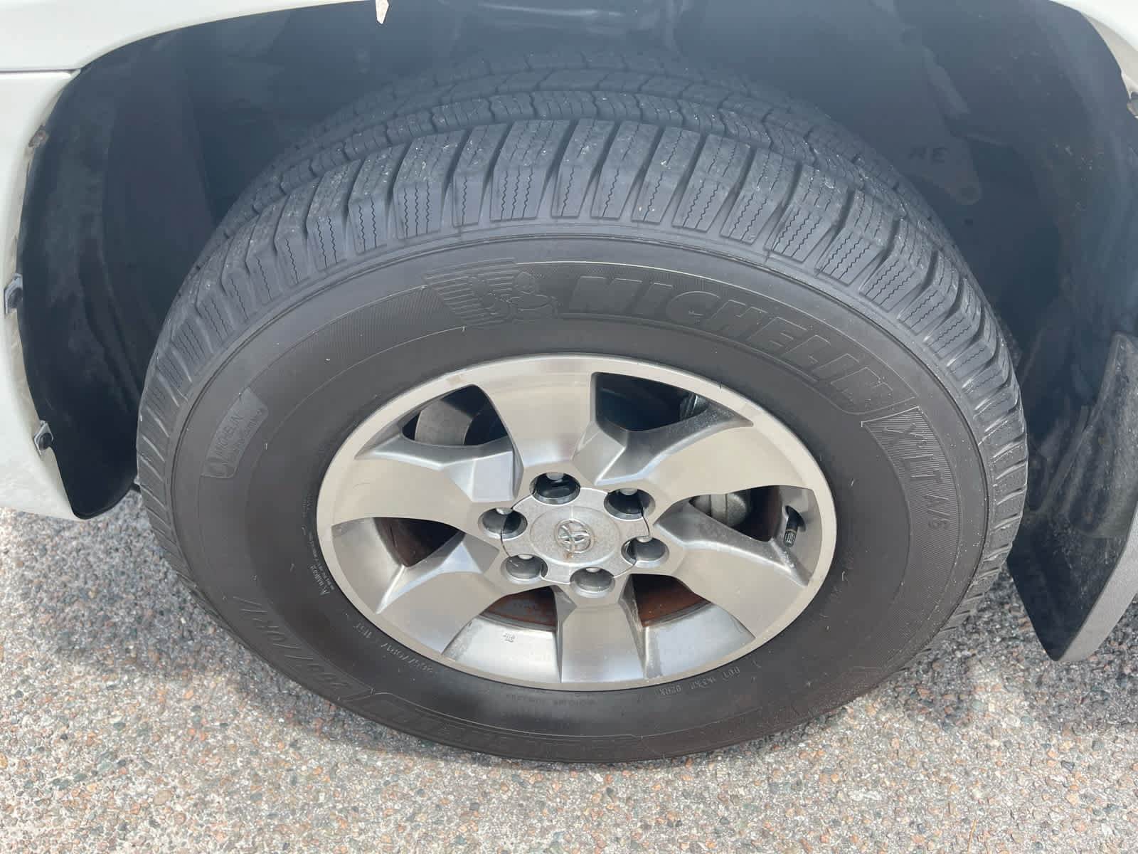 Used 2013 Toyota 4Runner SR5 w/ Convenience Pkg RWD image 9