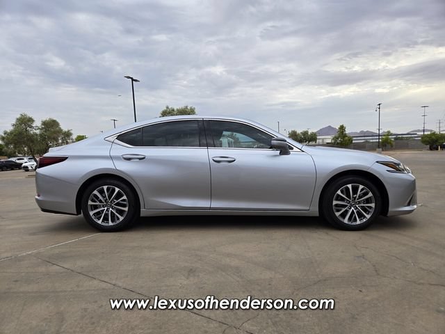 Certified 2025 Lexus ES 350 w/ Accessory Package (Z2) FWD image 8
