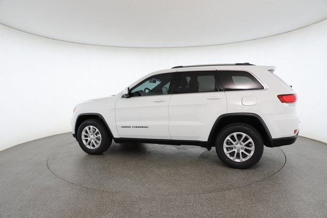 Used 2021 Jeep Grand Cherokee Laredo image 8