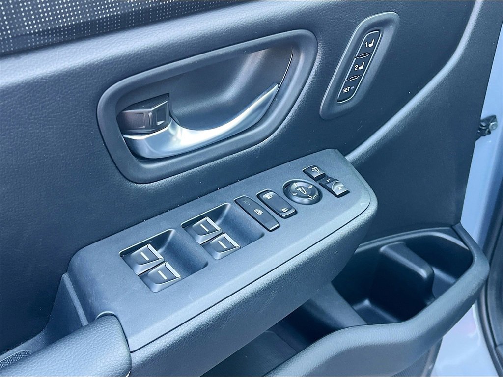 Used 2023 Honda Pilot Elite image 18