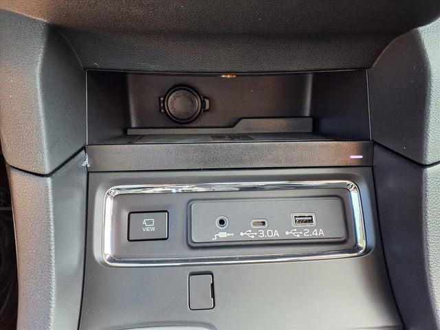 New 2026 Subaru Ascent Limited image 17