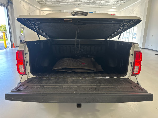 Used 2018 Chevrolet Silverado 1500 LTZ Z71 w/ LTZ Plus Package AWD/4WD image 28