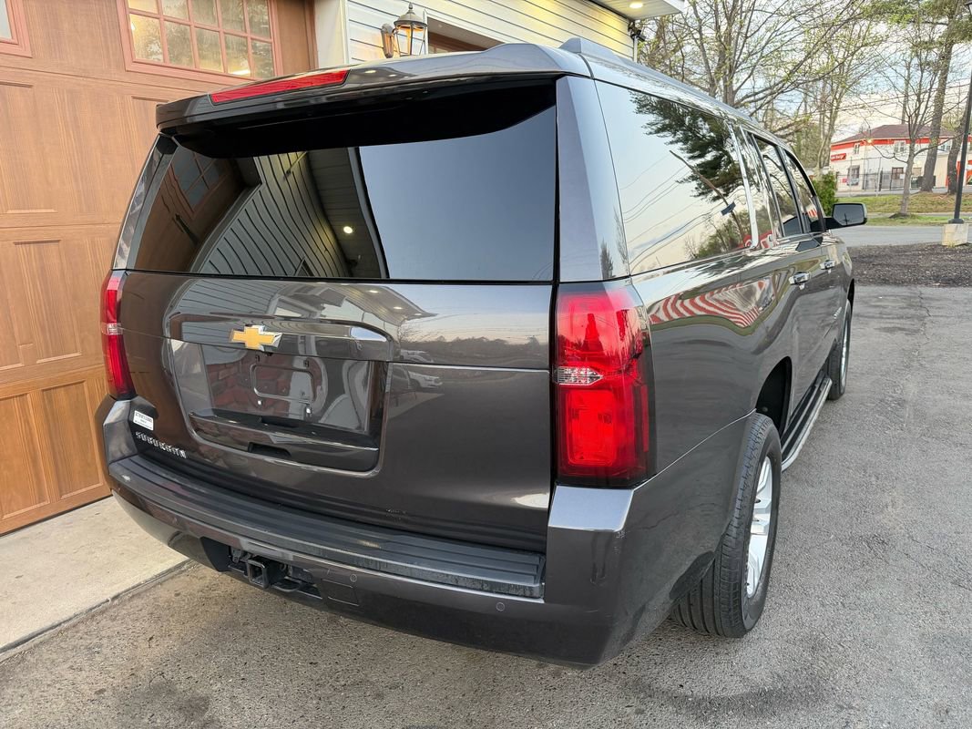 Used 2018 Chevrolet Suburban LT AWD/4WD image 3