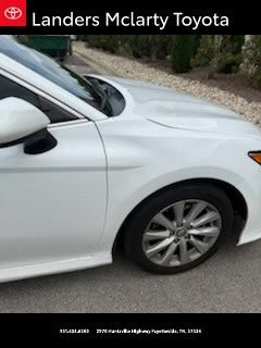 Used 2020 Toyota Camry LE FWD image 7