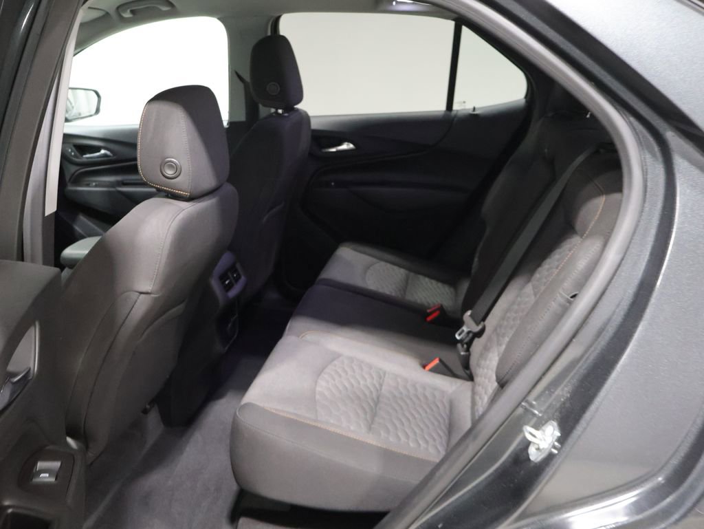 Used 2018 Chevrolet Equinox LT FWD image 18