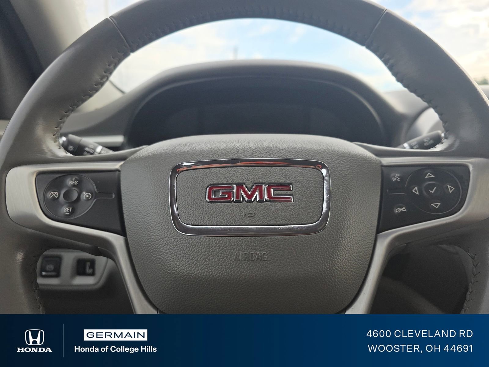 Used 2019 GMC Acadia SLE w/ Driver Alert Package I image 25