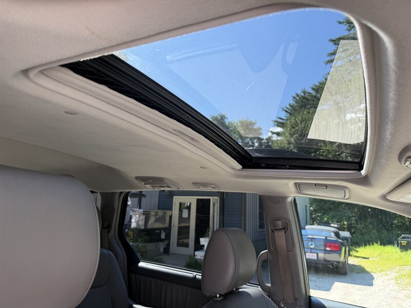 Used 2009 Toyota Sienna AWD image 26
