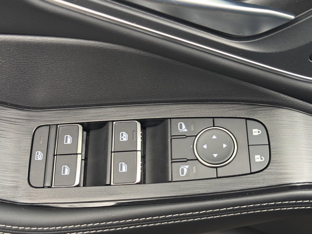 New 2026 Nissan Rogue Platinum w/ Tech Package image 16