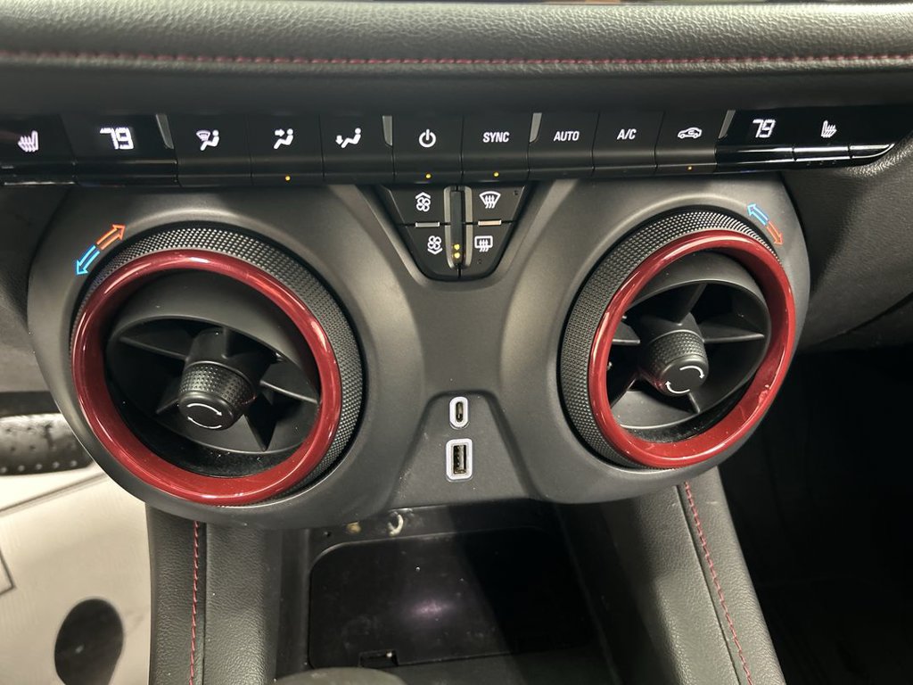 Used 2020 Chevrolet Blazer RS w/ LPO, Floor Liner Package AWD/4WD image 17