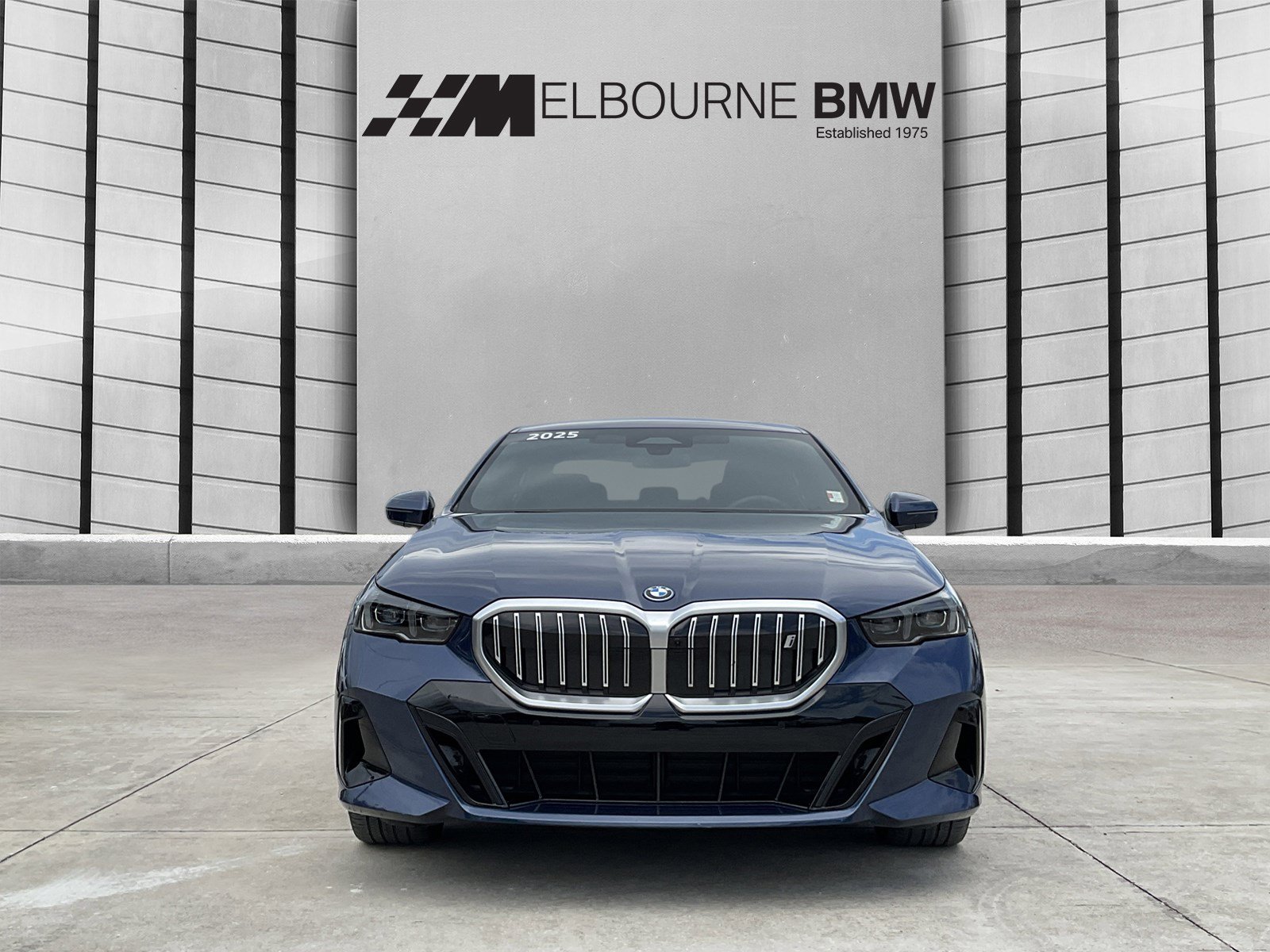 Certified 2025 BMW i5 xDrive40 w/ M Sport Package AWD/4WD image 2