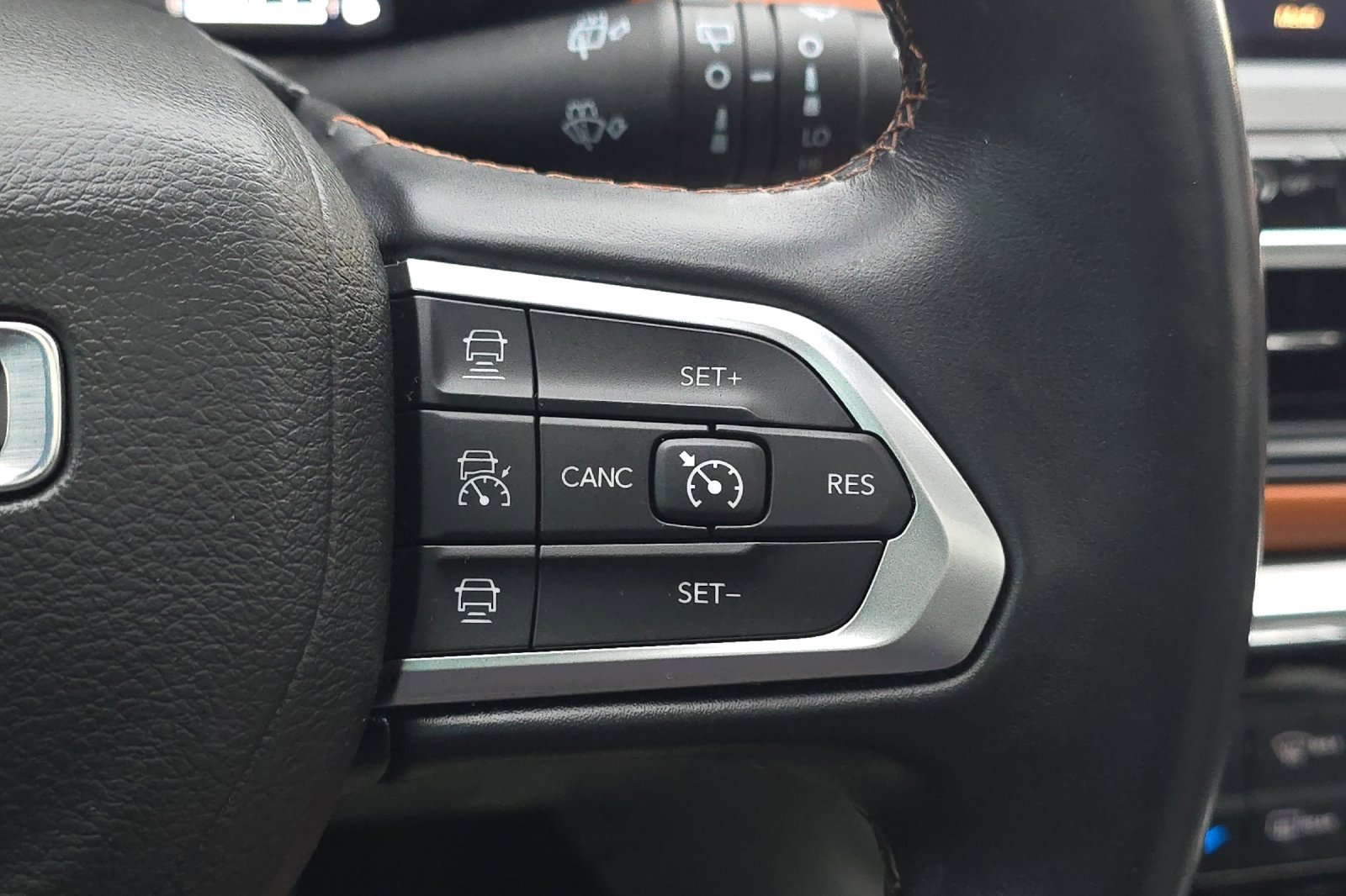 Used 2022 Jeep Compass Limited w/ Elite Group image 34