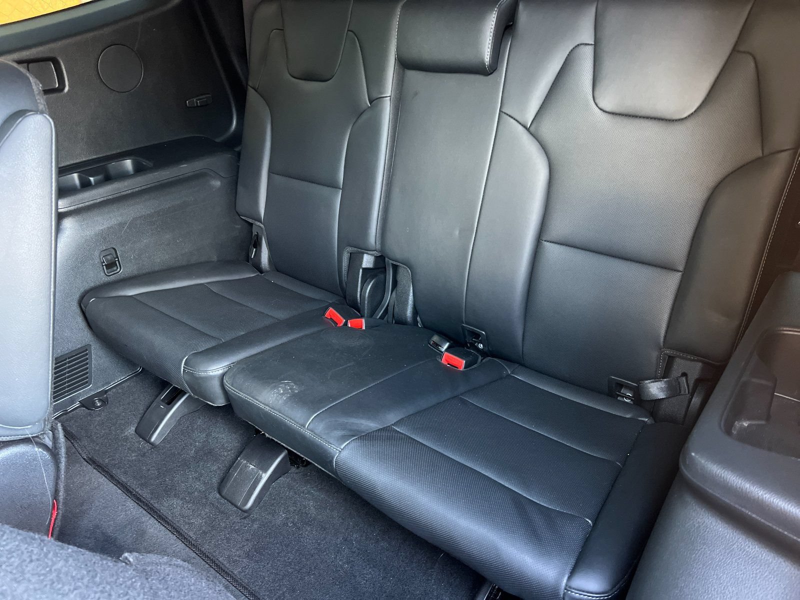 Used 2022 Kia Telluride EX w/ EX Premium Package AWD/4WD image 14