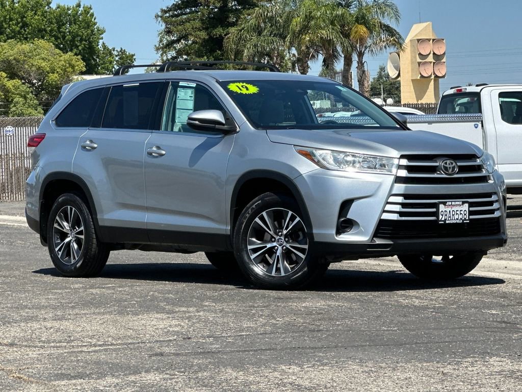 Used 2019 Toyota Highlander LE
