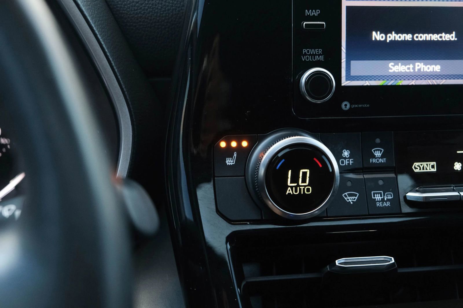 Used 2022 Toyota Highlander XLE image 42