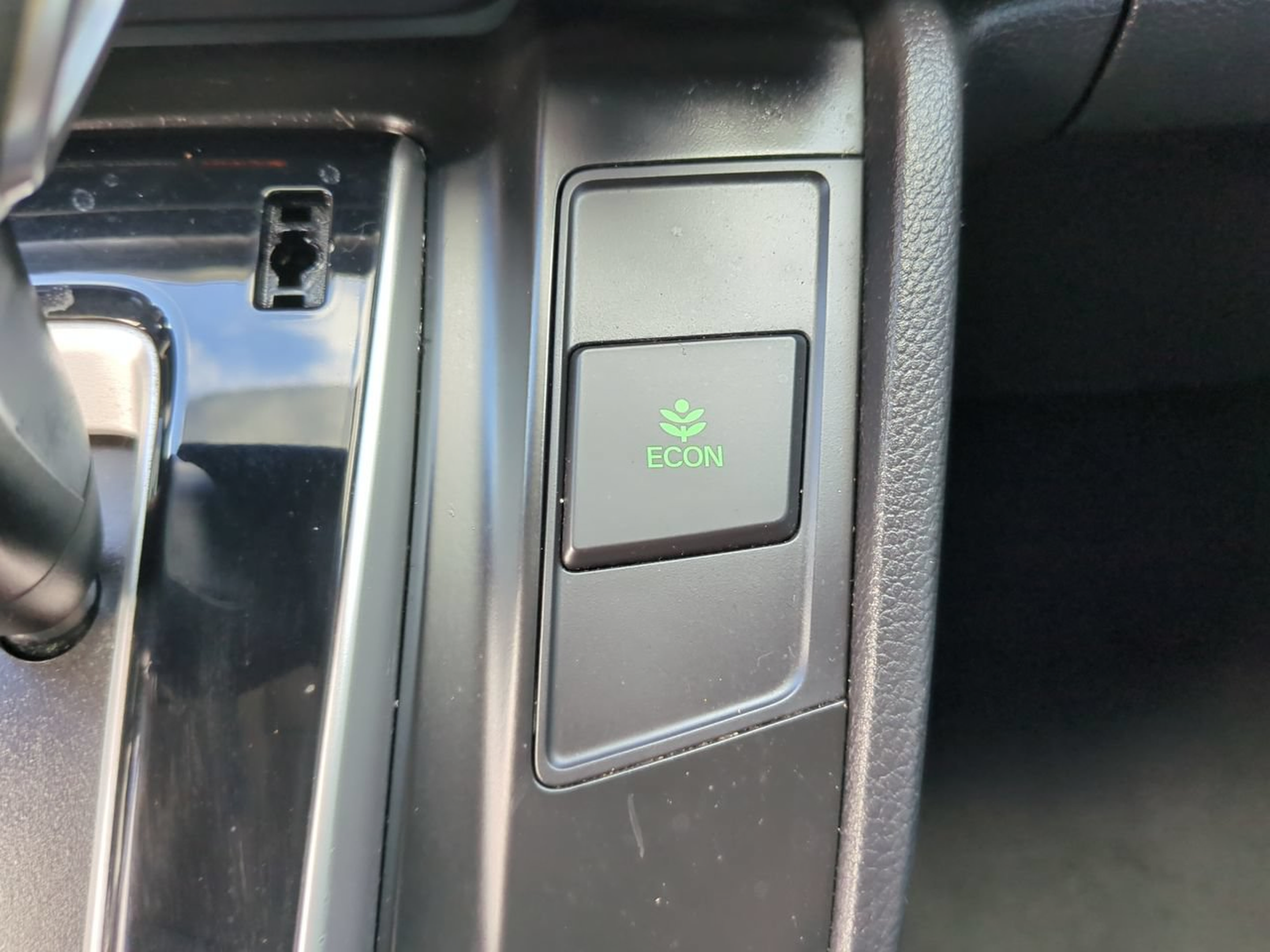 Certified 2019 Honda CR-V LX image 25