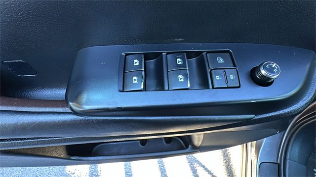 Used 2017 Toyota Highlander Limited image 28