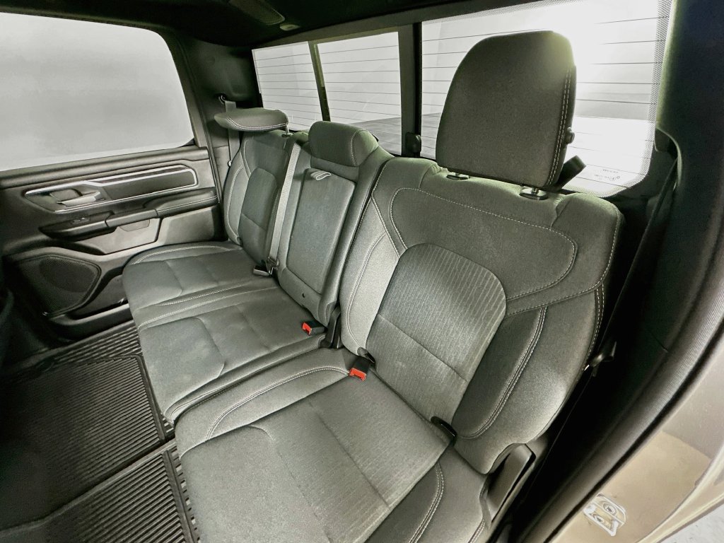 Used 2023 RAM 1500 Big Horn AWD/4WD image 31