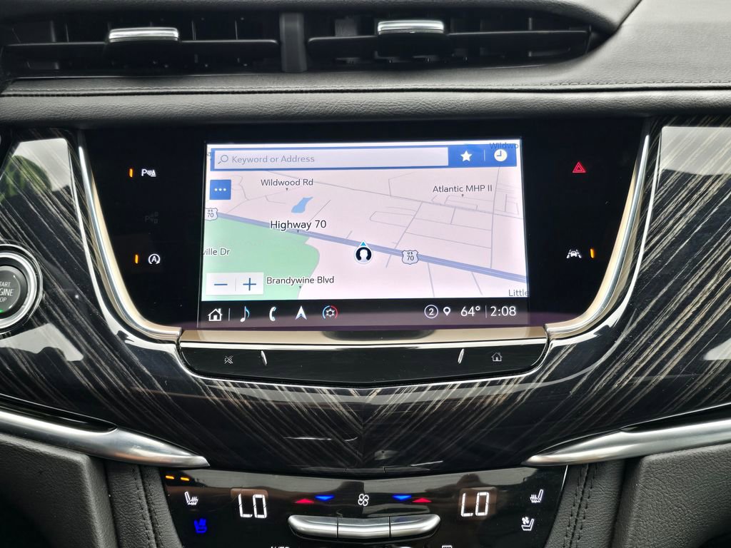 Used 2025 Cadillac XT6 Premium Luxury image 24