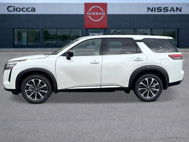 New 2026 Nissan Pathfinder Platinum AWD/4WD image 2
