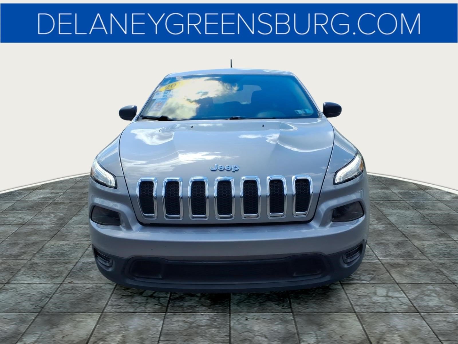 Used 2017 Jeep Cherokee Sport w/ Cold Weather Group AWD/4WD image 8