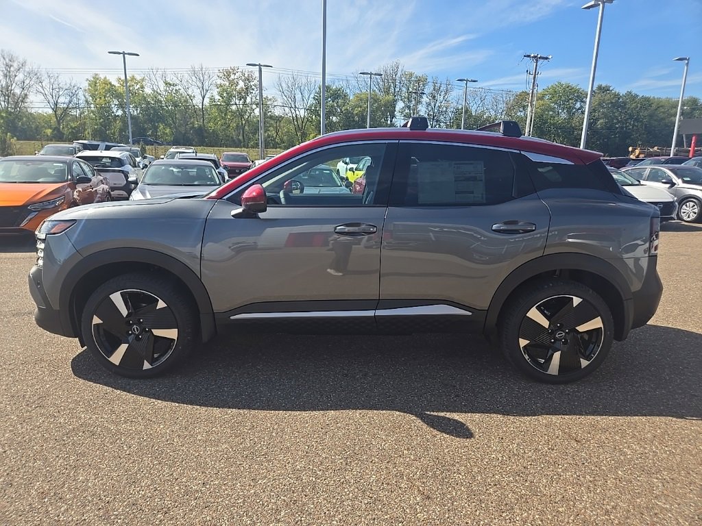 New 2026 Nissan Kicks SR w/ Cold Weather Package image 4