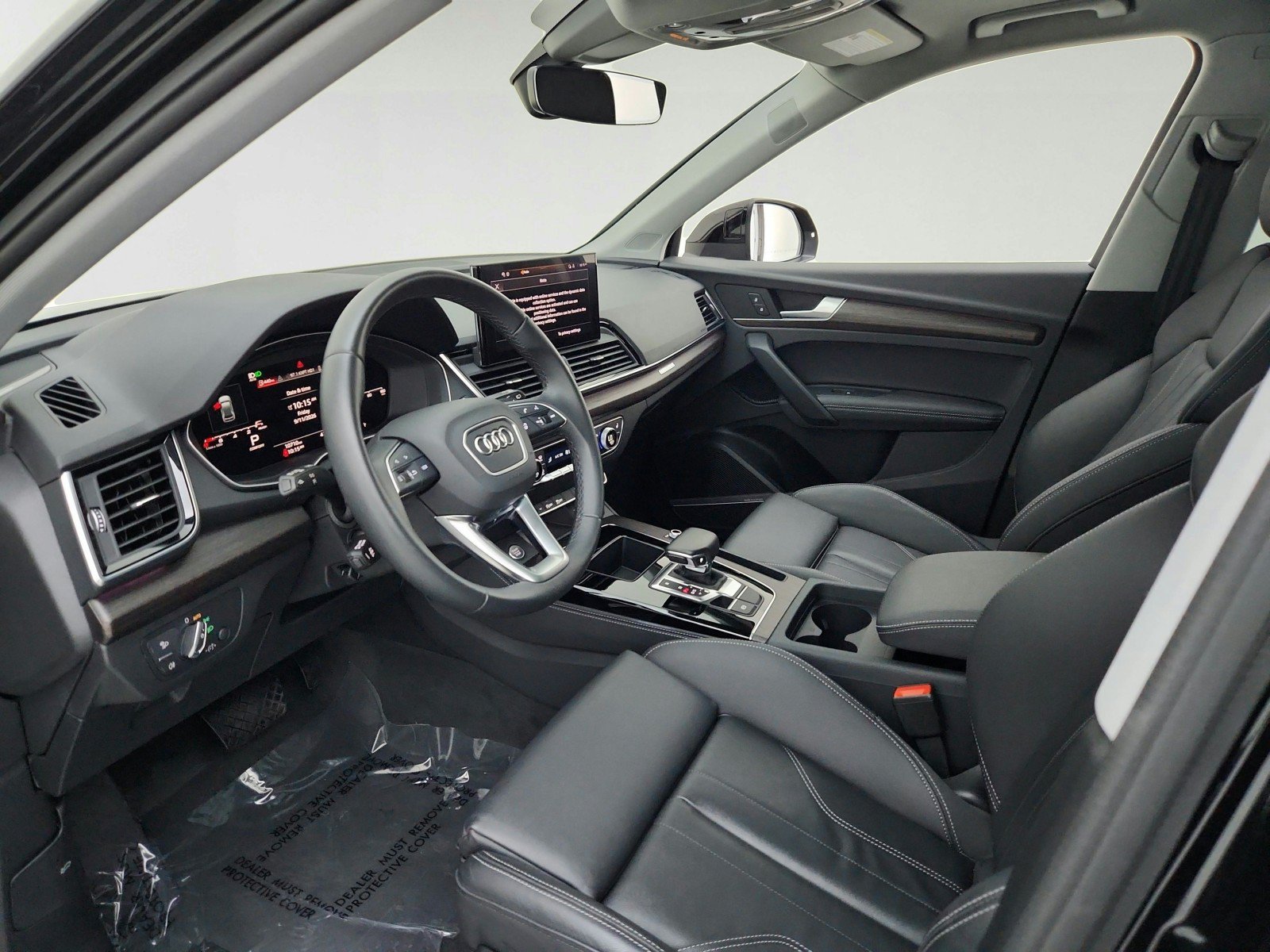 Used 2025 Audi Q5 2.0T Premium Plus w/ Premium Plus Package AWD/4WD image 16