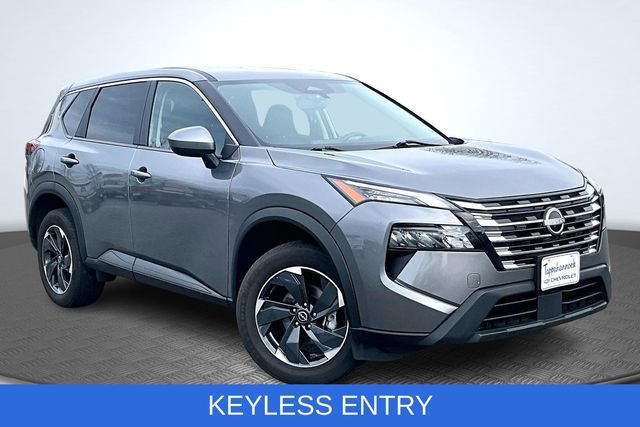 Used 2024 Nissan Rogue SV image 3