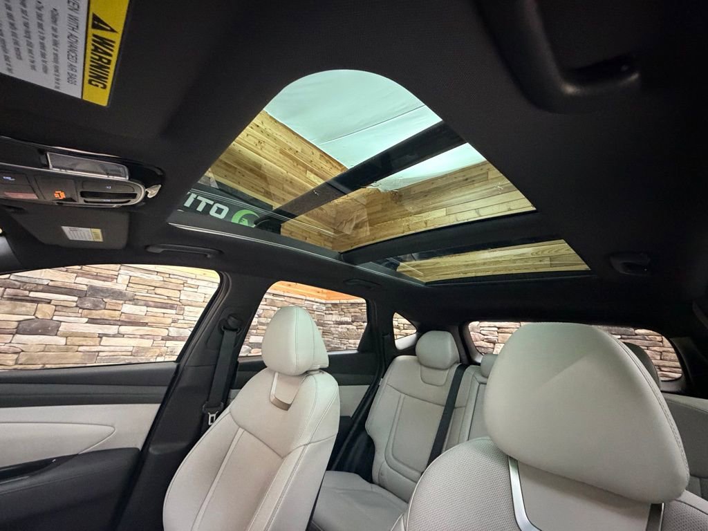 Certified 2025 Hyundai Tucson Limited image 26