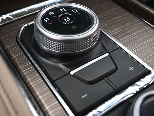 Used 2023 Ford Expedition Limited image 22